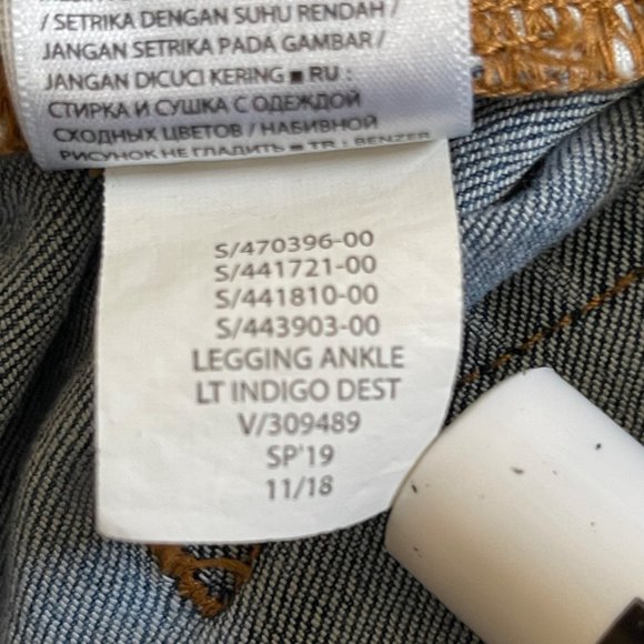 GAP denim ankle indigo women’s size 32R factory distressed zip front leggings - Picture 9 of 10